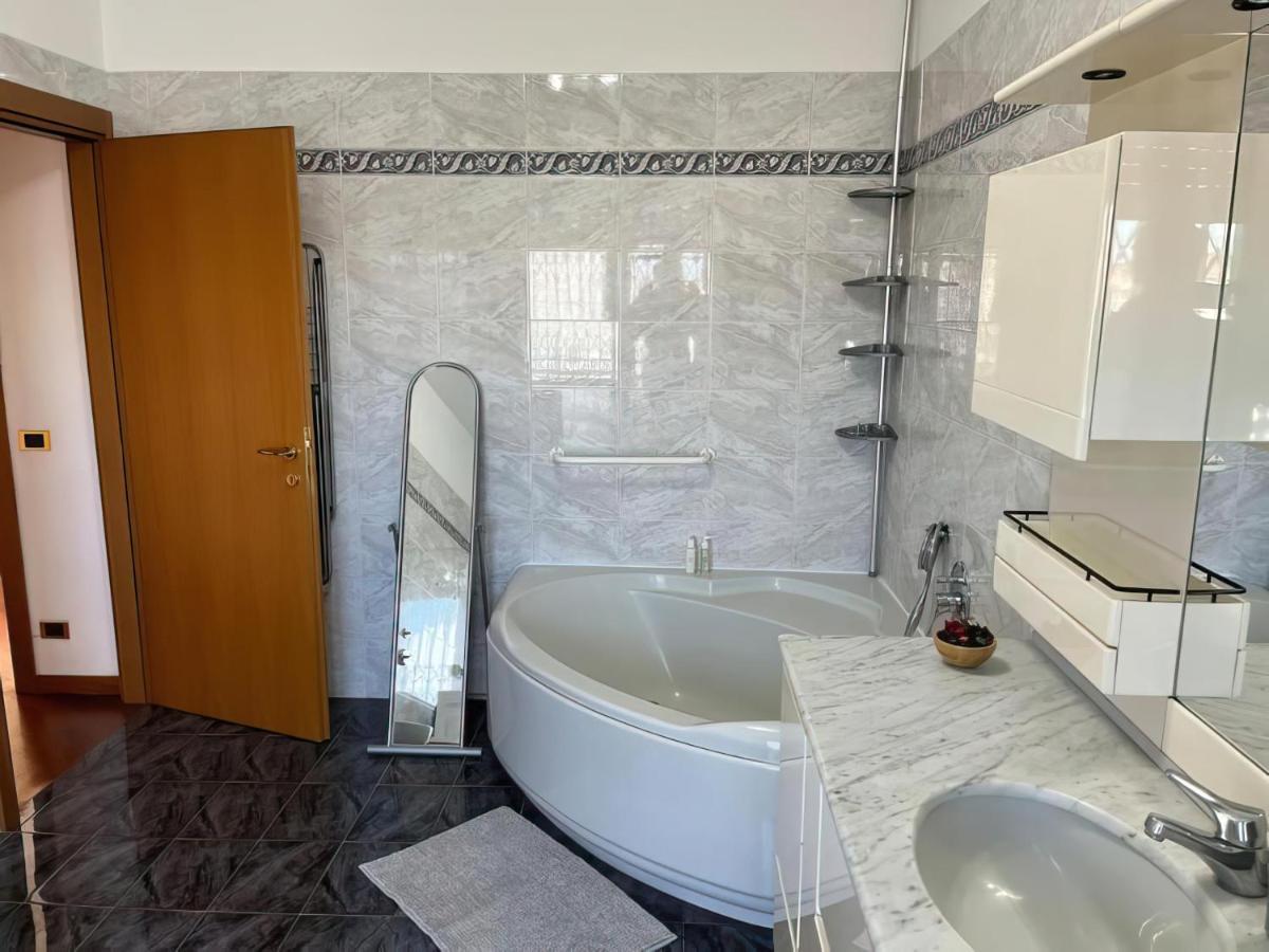 Al54 Apartment Milan Bagian luar foto